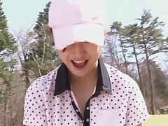 Japanse golf buiten bodemloze minirok blowjob boete ronde