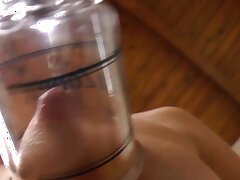 EvilAngel Pornstars met Tepelklemmen